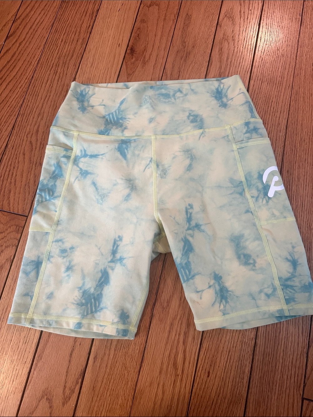 Peloton Tie Dye 7 Inch Biker Shorts